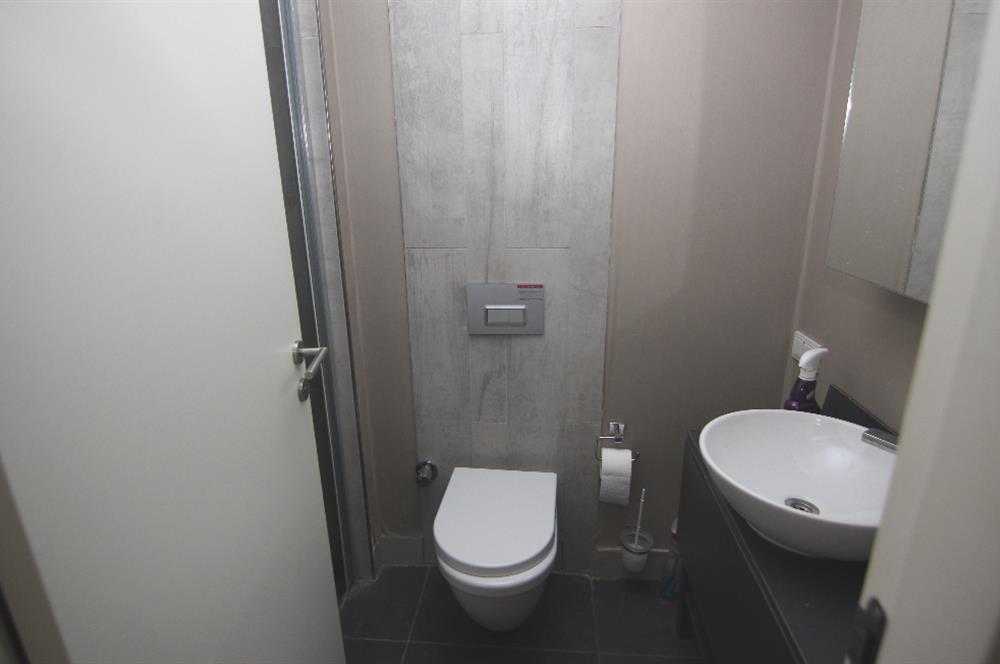 KOÇ BATI YURDUNA KOMŞU SATILIK 1+1 BAHÇELİ DAİRE