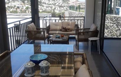 Bodrum Küçükbük Yüzme Havuzlu Sitede Mobilyalı Kiralık Daire