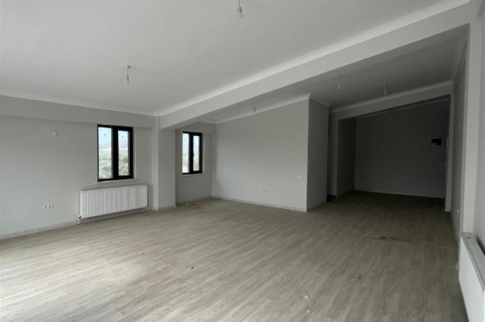 NOVADA AVM ARKASINDA ALKIN İŞ MERKEZİNDE PRESTİJLİ SATILIK OFİS