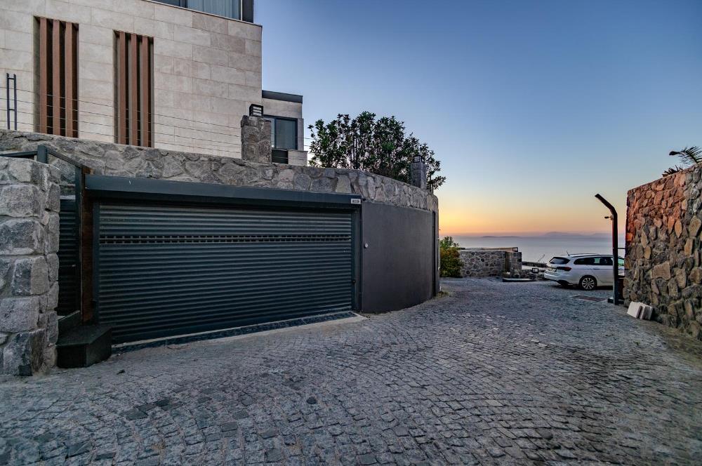 BODRUM YALIKAVAK ÖZEL HAVUZLU DENİZ MANZARALI LÜKS VİLLA