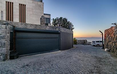 BODRUM YALIKAVAK ÖZEL HAVUZLU DENİZ MANZARALI LÜKS VİLLA