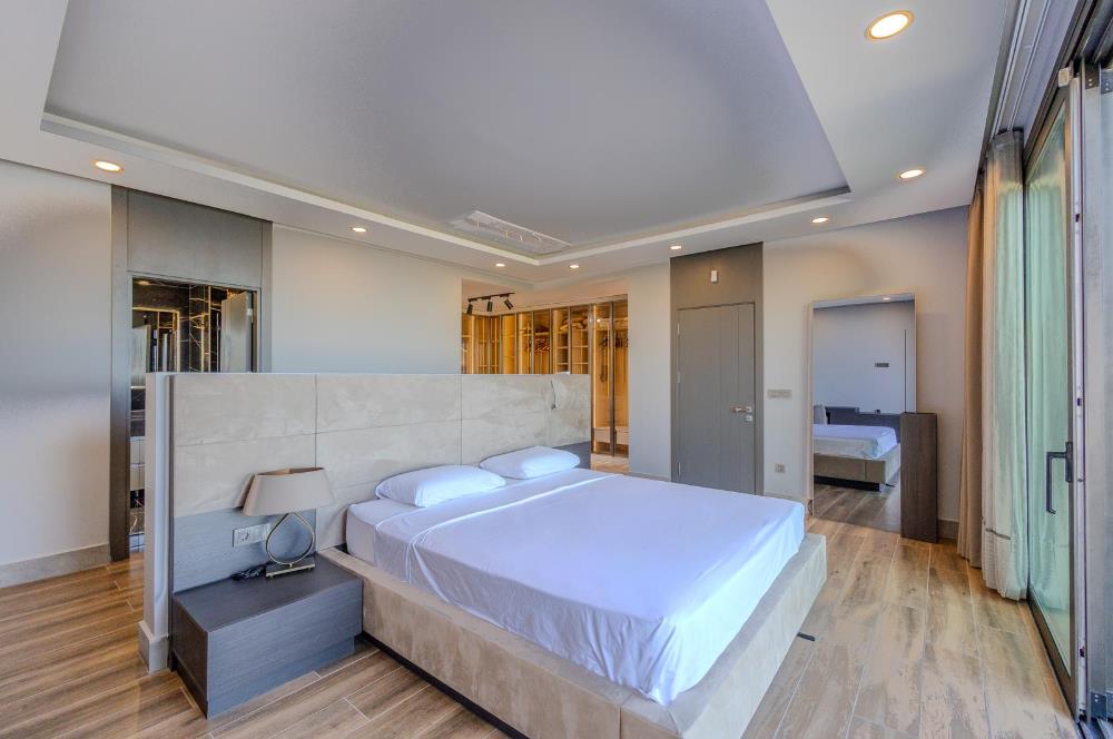 BODRUM YALIKAVAK ÖZEL HAVUZLU DENİZ MANZARALI LÜKS VİLLA