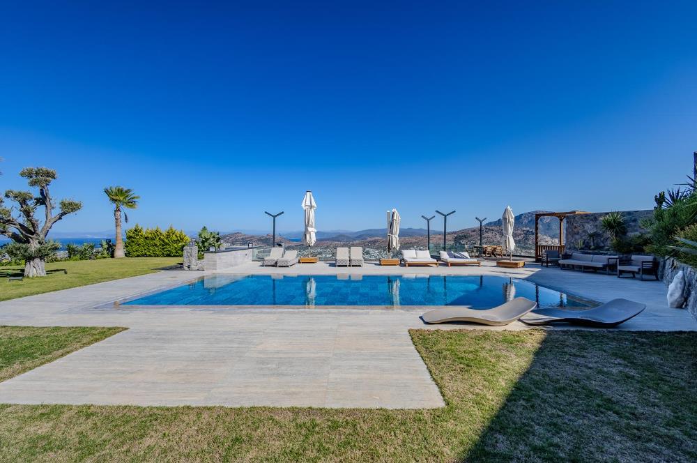 BODRUM YALIKAVAK ÖZEL HAVUZLU DENİZ MANZARALI LÜKS VİLLA