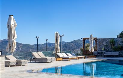 BODRUM YALIKAVAK ÖZEL HAVUZLU DENİZ MANZARALI LÜKS VİLLA