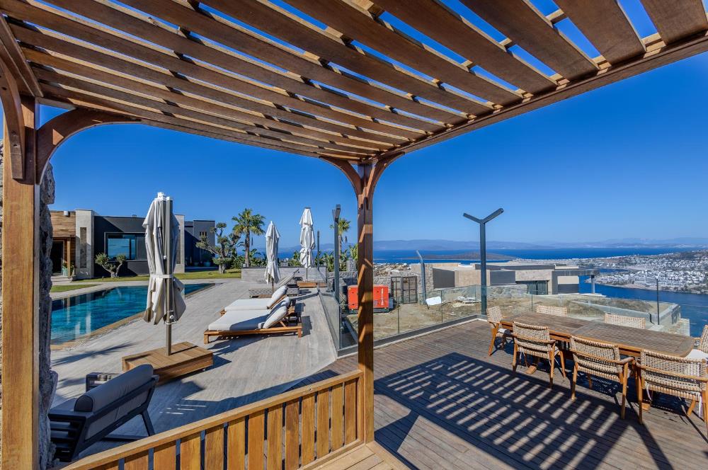 BODRUM YALIKAVAK ÖZEL HAVUZLU DENİZ MANZARALI LÜKS VİLLA