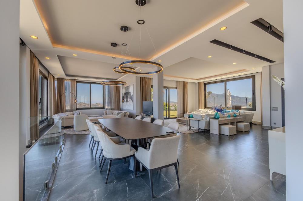 BODRUM YALIKAVAK ÖZEL HAVUZLU DENİZ MANZARALI LÜKS VİLLA