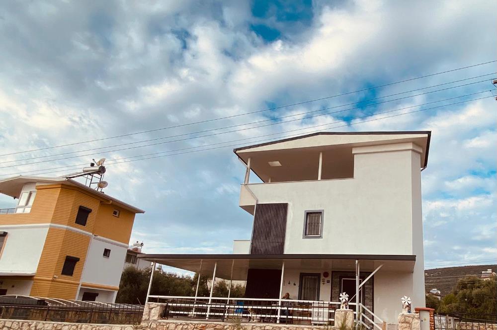 Didim Akbük’te Denize 350m Mesafede, Deniz Manzaralı, Eşyalı Satılık, 3+1 Villa