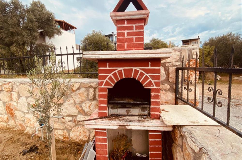 Didim Akbük’te Denize 350m Mesafede, Deniz Manzaralı, Eşyalı Satılık, 3+1 Villa