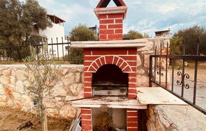 Didim Akbük’te Denize 350m Mesafede, Deniz Manzaralı, Eşyalı Satılık, 3+1 Villa