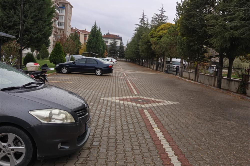 Batıkent özşafak Sitesinde Kiralık 3+1