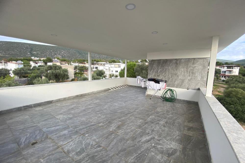 Didim Akbük’te Denize 350m Mesafede, Deniz Manzaralı, Eşyalı Satılık, 3+1 Villa