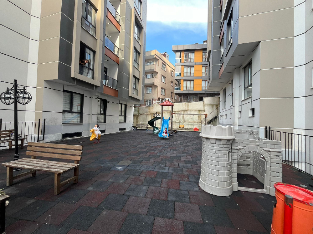 Karadolap Satılık 2+1 Site İçi Güvenlik Yeni Bina Otopark Daire