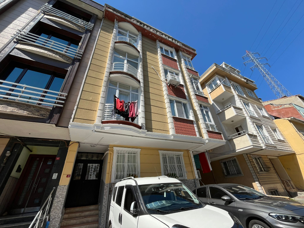 Çırçır Mah. Satılık Metroya Yürüme 5dk Bahçeli 1+1 Eşyalı Daire