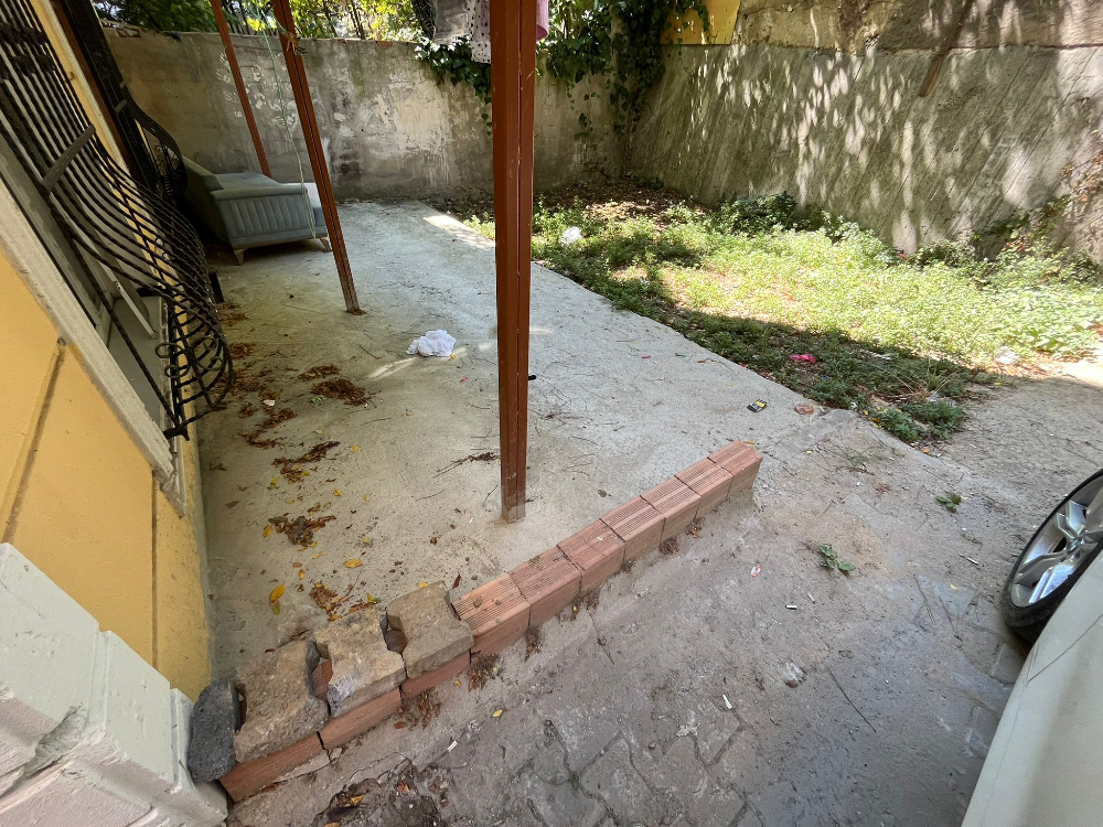 Çırçır Mah. Satılık Metroya Yürüme 5dk Bahçeli 1+1 Eşyalı Daire