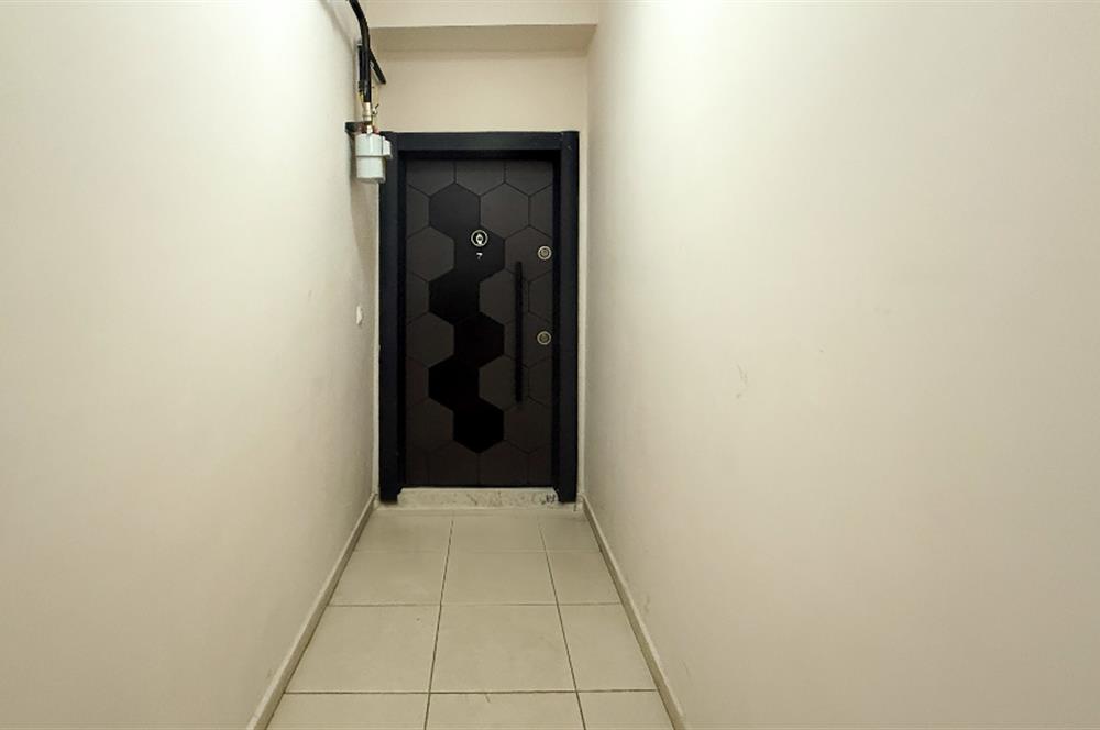 C21 Bal'dan Çay Mah.'de Satılık 1+1 Daire