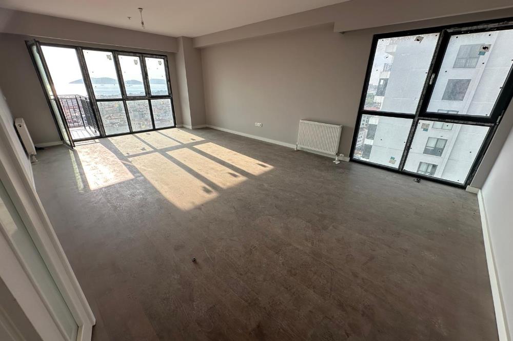 PRAVA KARTAL' DA SATILIK DENİZ MANZARALI 3 + 1 DAİRE