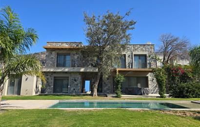 Gümüşlük'te Müstakil 1500m2 Arazi İçerisinde 5+1 Özel Havuzlu Premium Villalar 