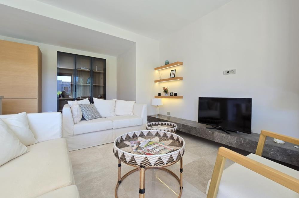 Gümüşlük'te Müstakil 1500m2 Arazi İçerisinde 5+1 Özel Havuzlu Premium Villalar 