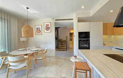 Gümüşlük'te Müstakil 1500m2 Arazi İçerisinde 5+1 Özel Havuzlu Premium Villalar 