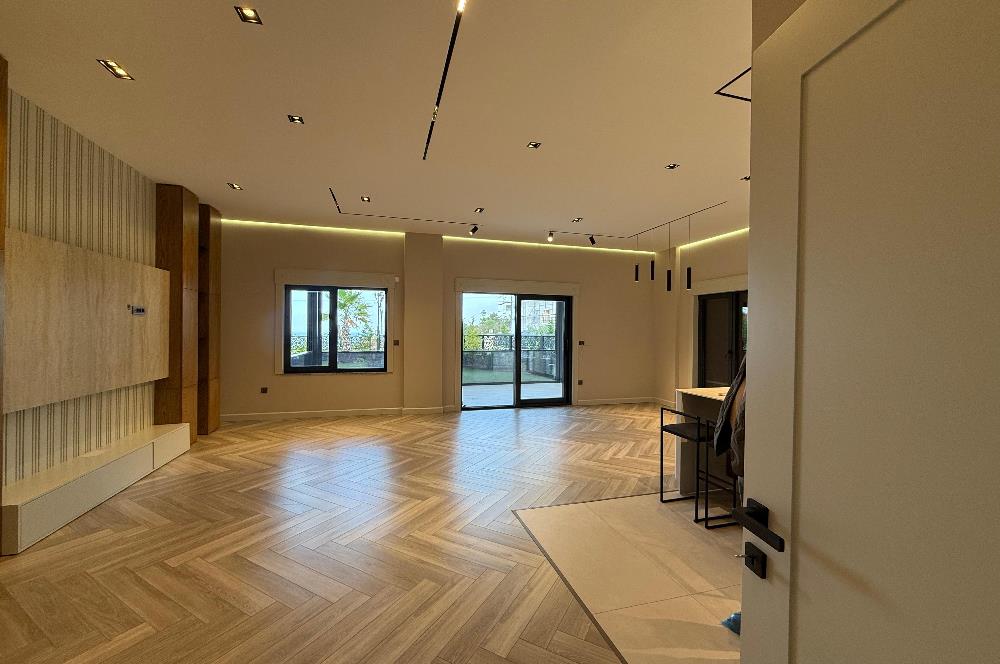 5+2 TRİPKLES/ASANSÖRLÜ/ULTRA LÜKS SATILIK VİLLA