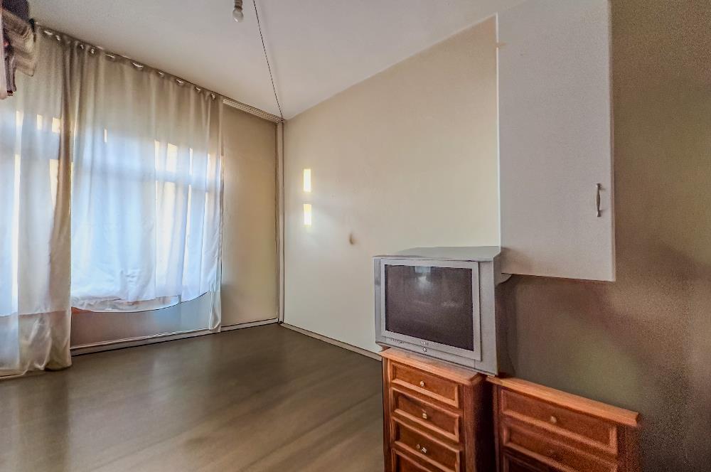 C21 LOCA'DAN BAHÇELİEVLER'DE CADDE ÜZERİ 3+1 KİLERLİ DAİRE