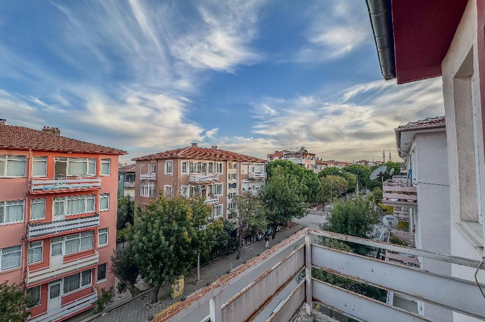 C21 LOCA'DAN BAHÇELİEVLER'DE CADDE ÜZERİ 3+1 KİLERLİ DAİRE