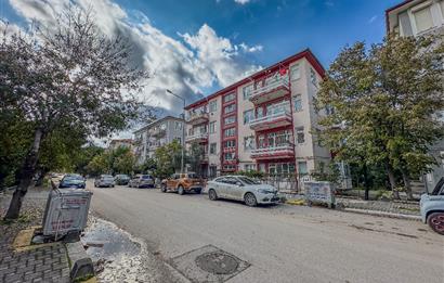 C21 LOCA'DAN BAHÇELİEVLER'DE CADDE ÜZERİ 3+1 KİLERLİ DAİRE