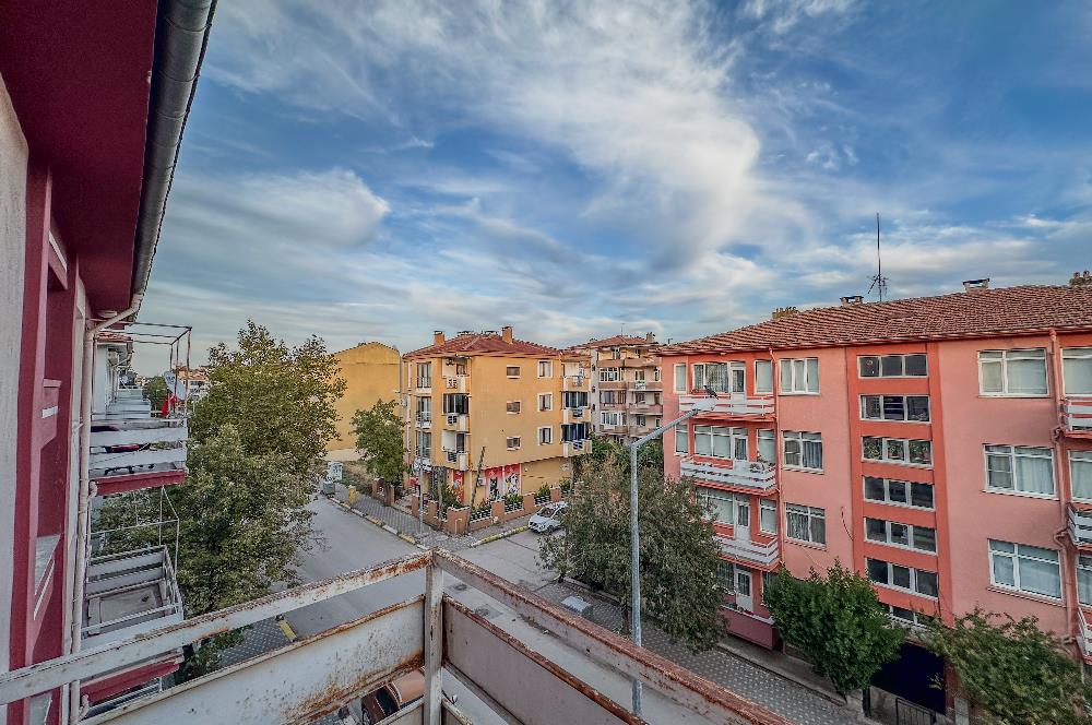 C21 LOCA'DAN BAHÇELİEVLER'DE CADDE ÜZERİ 3+1 KİLERLİ DAİRE