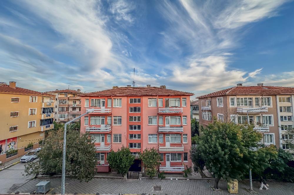 C21 LOCA'DAN BAHÇELİEVLER'DE CADDE ÜZERİ 3+1 KİLERLİ DAİRE