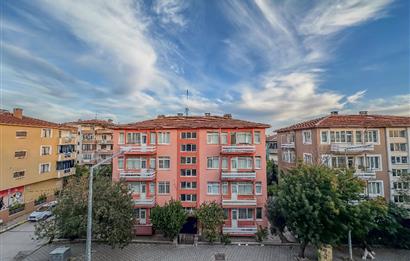 C21 LOCA'DAN BAHÇELİEVLER'DE CADDE ÜZERİ 3+1 KİLERLİ DAİRE