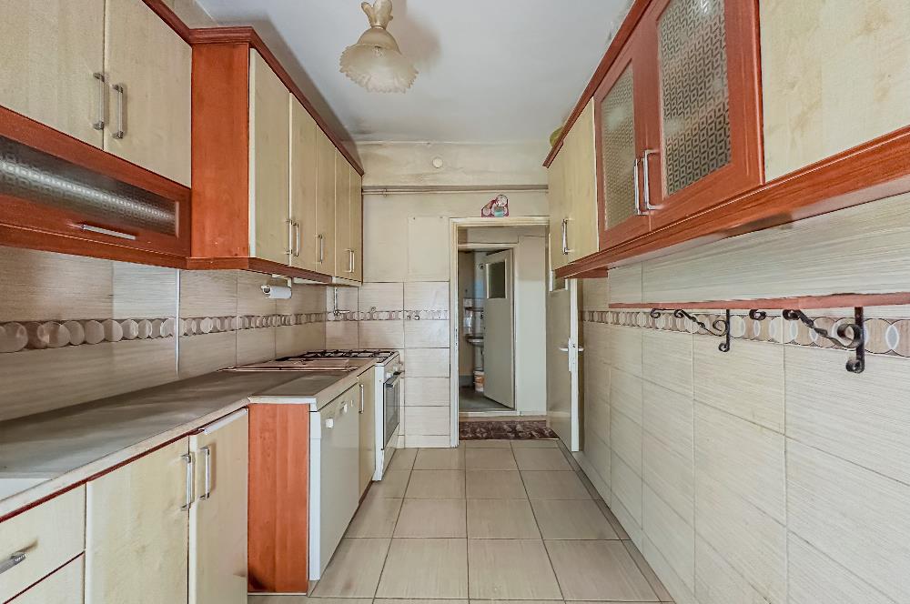 C21 LOCA'DAN BAHÇELİEVLER'DE CADDE ÜZERİ 3+1 KİLERLİ DAİRE