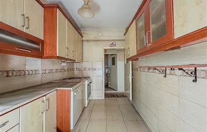 C21 LOCA'DAN BAHÇELİEVLER'DE CADDE ÜZERİ 3+1 KİLERLİ DAİRE