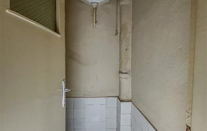 C21 LOCA'DAN BAHÇELİEVLER'DE CADDE ÜZERİ 3+1 KİLERLİ DAİRE