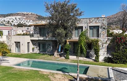 Gümüşlük'te Müstakil 1500m2 Arazi İçerisinde 5+1 Özel Havuzlu Premium Villalar 