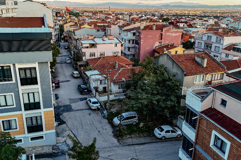 C21 LOCA'DAN ALİHİKMETPAŞA MAHALLESİ'NDE KÖŞE KONUM 116m² ARSA