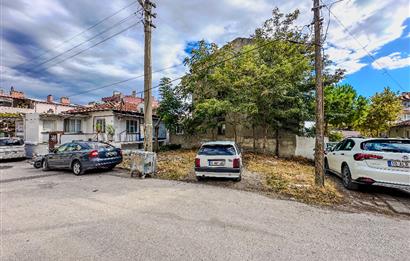 C21 LOCA'DAN ALİHİKMETPAŞA MAHALLESİ'NDE KÖŞE KONUM 116m² ARSA