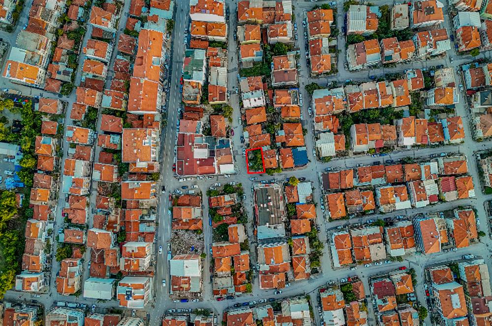 C21 LOCA'DAN ALİHİKMETPAŞA MAHALLESİ'NDE KÖŞE KONUM 116m² ARSA