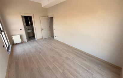METROYA 3 DAKİKA MESAFEDE YENİ NESİL 2+1 YAŞAM VE YATIRIM FIRSAT