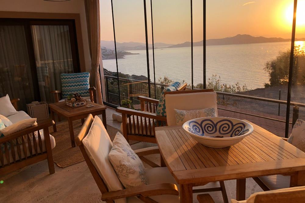 BODRUM GÜNDOĞAN'DA HAVUZLU PLAJLI KİRALIK VİLLA