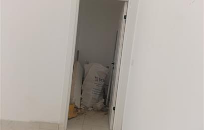 SULTANBEYLİ FATİH MAHALLESİNDE İKİ YOLA CEPHE SATILIK DÜKKAN