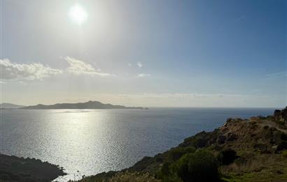 BODRUM GÜNDOĞAN'DA HAVUZLU PLAJLI KİRALIK VİLLA
