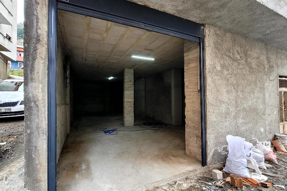 ÇAĞLAYAN DA 3 KATLI KİRALIK DEPO