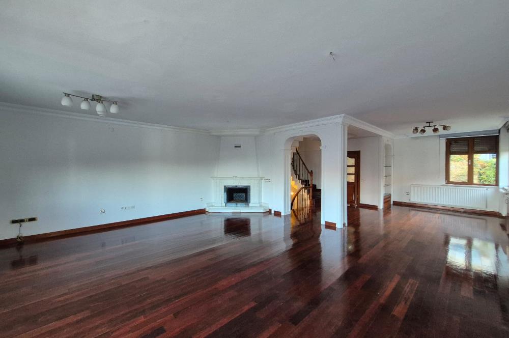 Doğa ve Deniz Manzaralı İkiz Villa