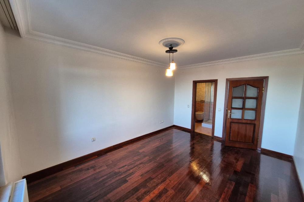 Doğa ve Deniz Manzaralı İkiz Villa