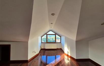 Doğa ve Deniz Manzaralı İkiz Villa