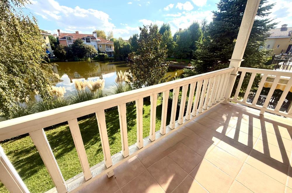 SERTAÇ MAZI'DAN İSTANBUL İSTANBULDA GÖL MANZARALI 5+1 VİLLA