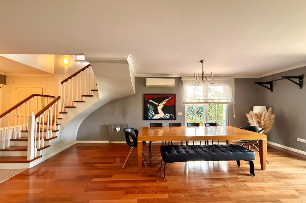 SERTAÇ MAZI'DAN İSTANBUL İSTANBULDA GÖL MANZARALI 5+1 VİLLA