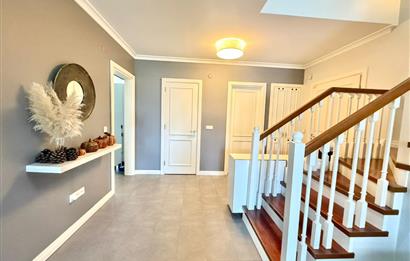 SERTAÇ MAZI'DAN İSTANBUL İSTANBULDA GÖL MANZARALI 5+1 VİLLA