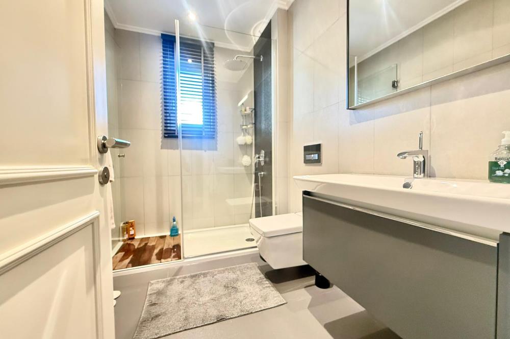 SERTAÇ MAZI'DAN İSTANBUL İSTANBULDA GÖL MANZARALI 5+1 VİLLA