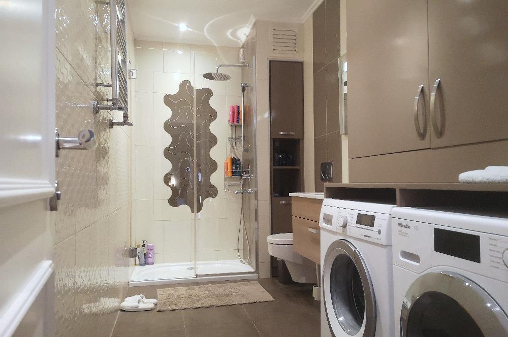 SERTAÇ MAZI'DAN İSTANBUL İSTANBULDA GÖL MANZARALI 5+1 VİLLA